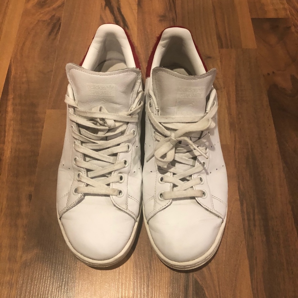 Adidas Stan Smith - White w/ red pony hair size 10